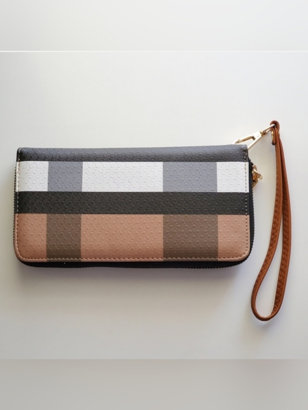 Stylish Plaid Wallet - Black, White, Brown